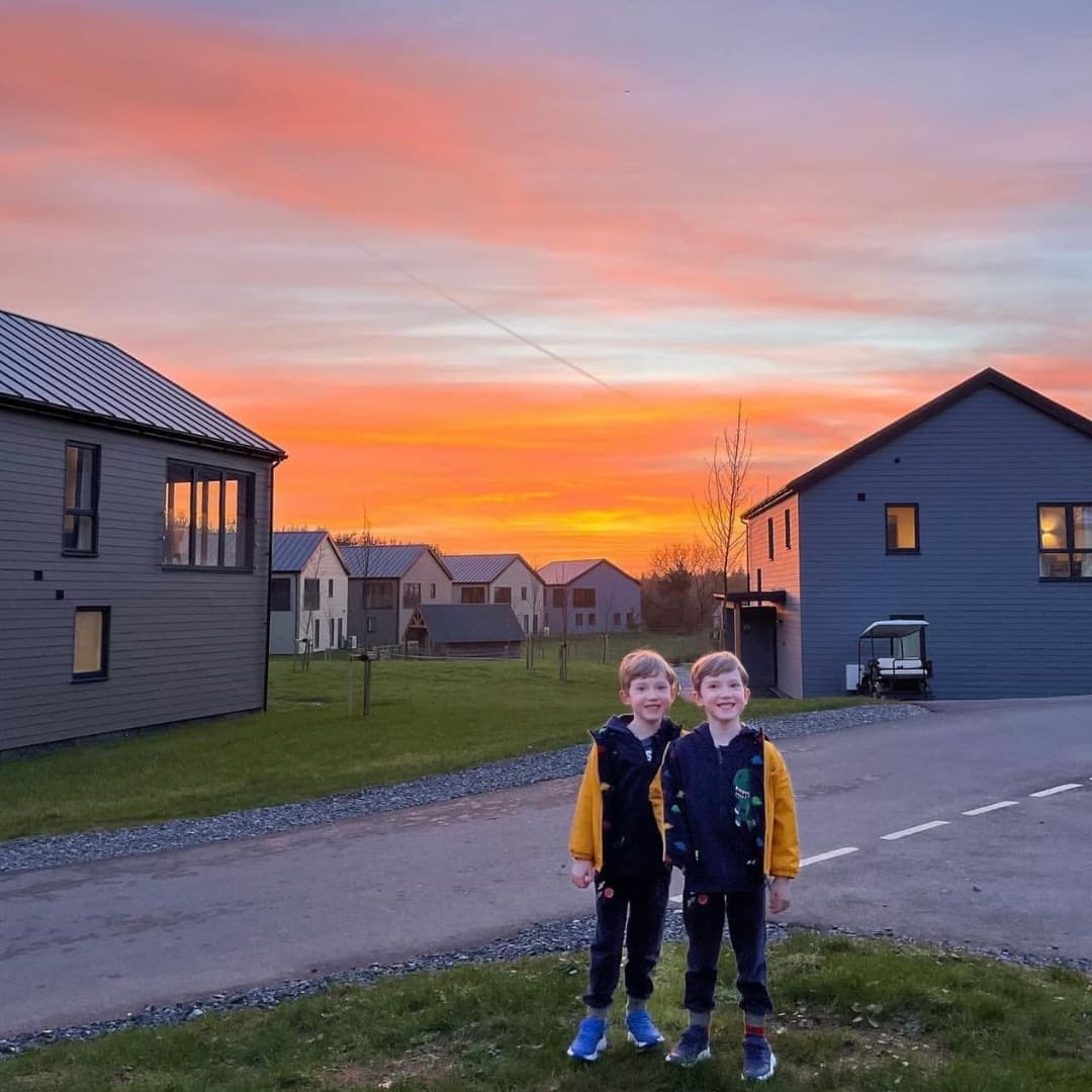 That arrival day feeling! 🤩✨

📸Bring us along on your Bluestone adventure. Don't forget to tag us @bluestonewales and hashtag #MyBluestoneBreak to be featured.

(📷 @alisutton84)